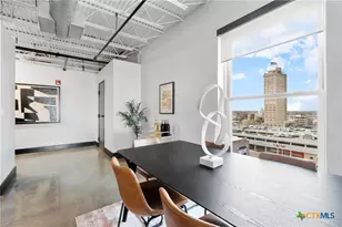 219 S 4th St, Waco, TX 76701 - Photo 10