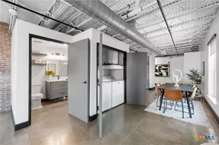 219 S 4th St, Waco, TX 76701 - Photo 12