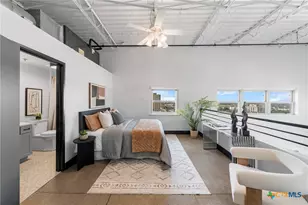 219 S 4th St, Waco, TX 76701 - Photo 18