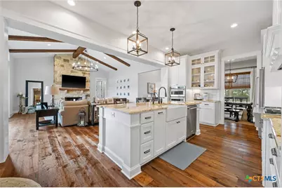 1665 Sunflower Trail, Luling, TX 78648 - Photo 16