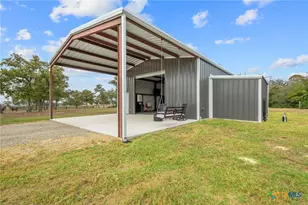 1665 Sunflower Trail, Luling, TX 78648 - Photo 44