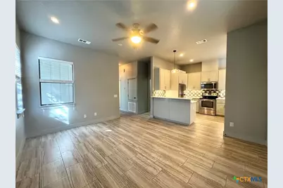 290 Hugo Road, San Marcos, TX 78666 - Photo 8