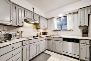 3505 Wimbledon Dr, Schertz, TX 78108 - Photo 10