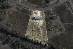 139 Azalea Ct, Dale, TX 78616 - Photo 2