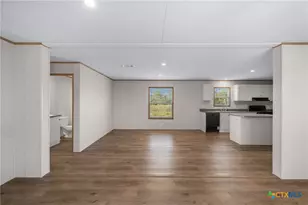 139 Azalea Ct, Dale, TX 78616 - Photo 6