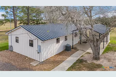 [Address not provided], Yoakum, TX 77995 - Photo 14