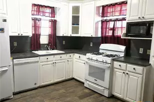 231 S Evie St, Bartlett, TX 76511 - Photo 6