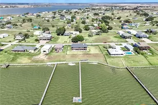 1504 W Bayshore Dr, Palacios, TX 77465 - Photo 46