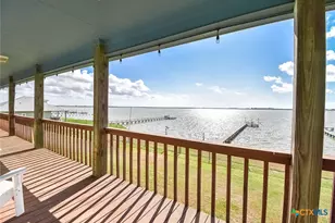 1504 W Bayshore Dr, Palacios, TX 77465 - Photo 8