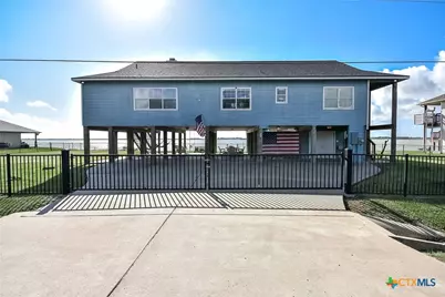 1504 W Bayshore Drive, Palacios, TX 77465 - Photo 1