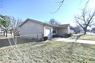 109 Ridge St, Copperas Cove, TX 76522 - Photo 2