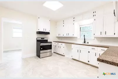 633 Tutt Avenue, Taft, TX 78390 - Photo 6