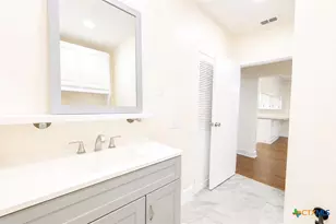 633 Tutt Ave, Taft, TX 78390 - Photo 10