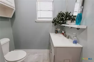 633 Tutt Ave, Taft, TX 78390 - Photo 6