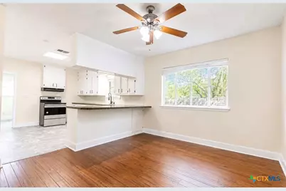 633 Tutt Avenue, Taft, TX 78390 - Photo 2