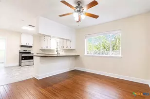 633 Tutt Ave, Taft, TX 78390 - Photo 2