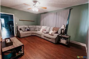 633 Tutt Ave, Taft, TX 78390 - Photo 2