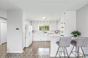 6820 Cedar Cove Rd, Belton, TX 76513 - Photo 10