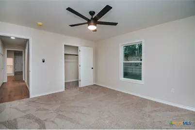 702 E Airline Road, Victoria, TX 77901 - Photo 8