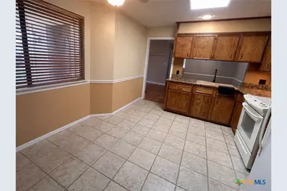 123 Mandarin Drive, Victoria, TX 77901 - Photo 10