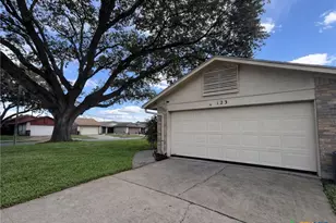 123 Mandarin Dr, Victoria, TX 77901 - Photo 2