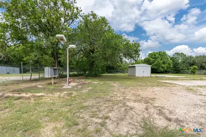 530 Seydler Street, Gonzales, TX 78629 - Photo 18