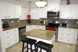 301 Dober St, Nolanville, TX 76559 - Photo 6