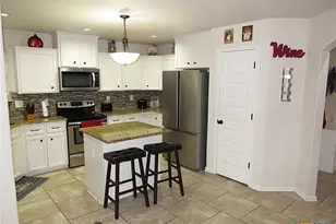 301 Dober St, Nolanville, TX 76559 - Photo 8