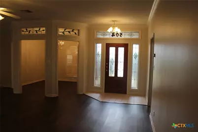 504 Vista Cove, Victoria, TX 77904 - Photo 2