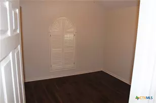 504 Vista Cove, Victoria, TX 77904 - Photo 18