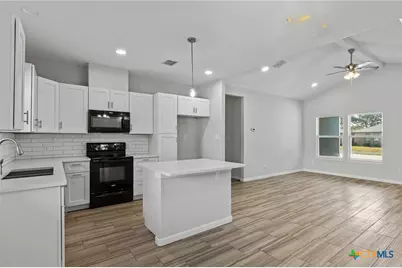 930 Redwood Avenue, Rockport, TX 78382 - Photo 8