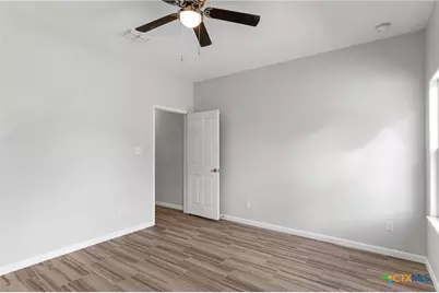 930 Redwood Avenue, Rockport, TX 78382 - Photo 12