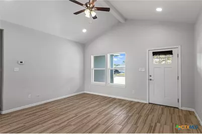 930 Redwood Avenue, Rockport, TX 78382 - Photo 6