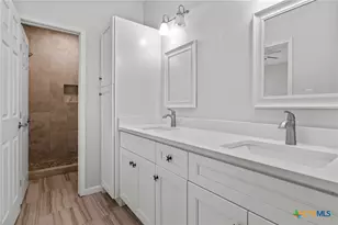 930 Redwood Ave, Rockport, TX 78382 - Photo 14