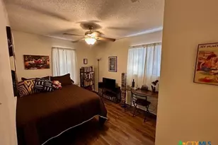 211 Newhaven St, Victoria, TX 77904 - Photo 18