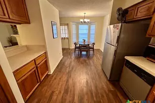 211 Newhaven St, Victoria, TX 77904 - Photo 10