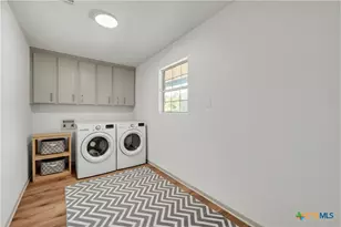 42 Great W Loop, Belton, TX 76513 - Photo 8