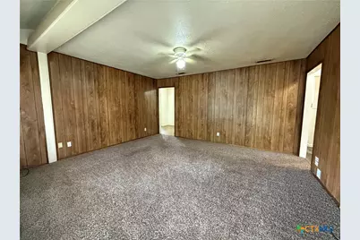 503 E Dean Avenue, Killeen, TX 76541 - Photo 2