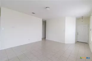 145 Miracle Dr, Jarrell, TX 76537 - Photo 6