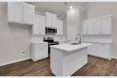 124 Morris Court, McGregor, TX 76657 - Photo 8