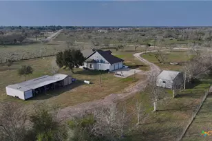 1739 Old Goliad Rd, Victoria, TX 77905 - Photo 8