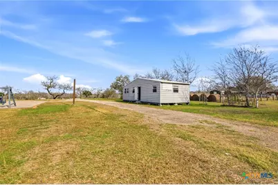 1739 Old Goliad Road, Victoria, TX 77905 - Photo 42
