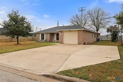 605 Aikman Drive, Troy, TX 76579 - Photo 2