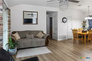 605 Aikman Dr, Troy, TX 76579 - Photo 4