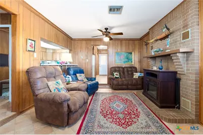 1003 N Ridge Street, Lampasas, TX 76550 - Photo 6