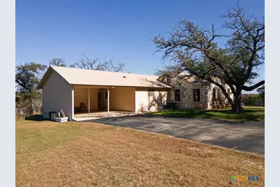 1003 N Ridge Street, Lampasas, TX 76550 - Photo 2