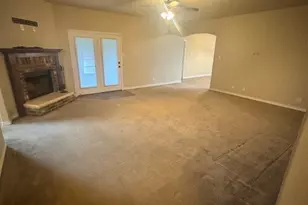 401 E Libra Dr, Killeen, TX 76542 - Photo 4