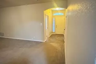 401 E Libra Dr, Killeen, TX 76542 - Photo 8