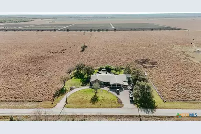 5971 Wood Hi Road, Victoria, TX 77905 - Photo 1