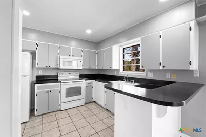 740 County Road 4876, Copperas Cove, TX 76522 - Photo 6